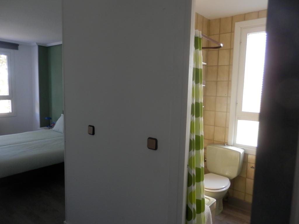 H.A.N.D Surf Hostel Langre  Szoba fotó